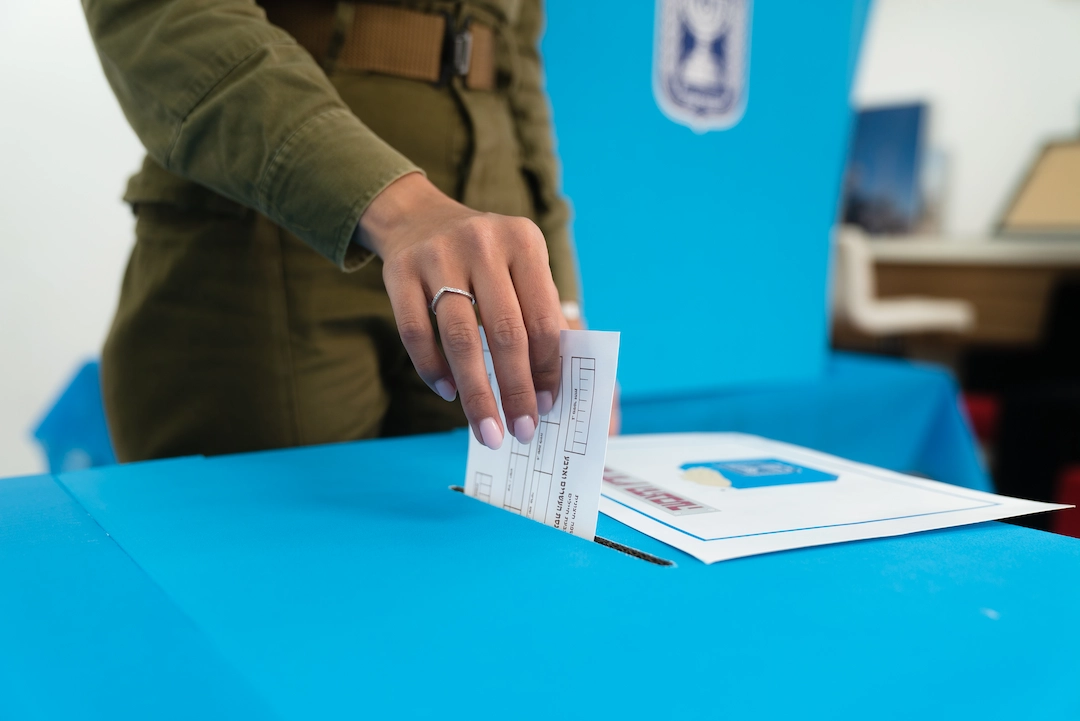 15 מנדטים